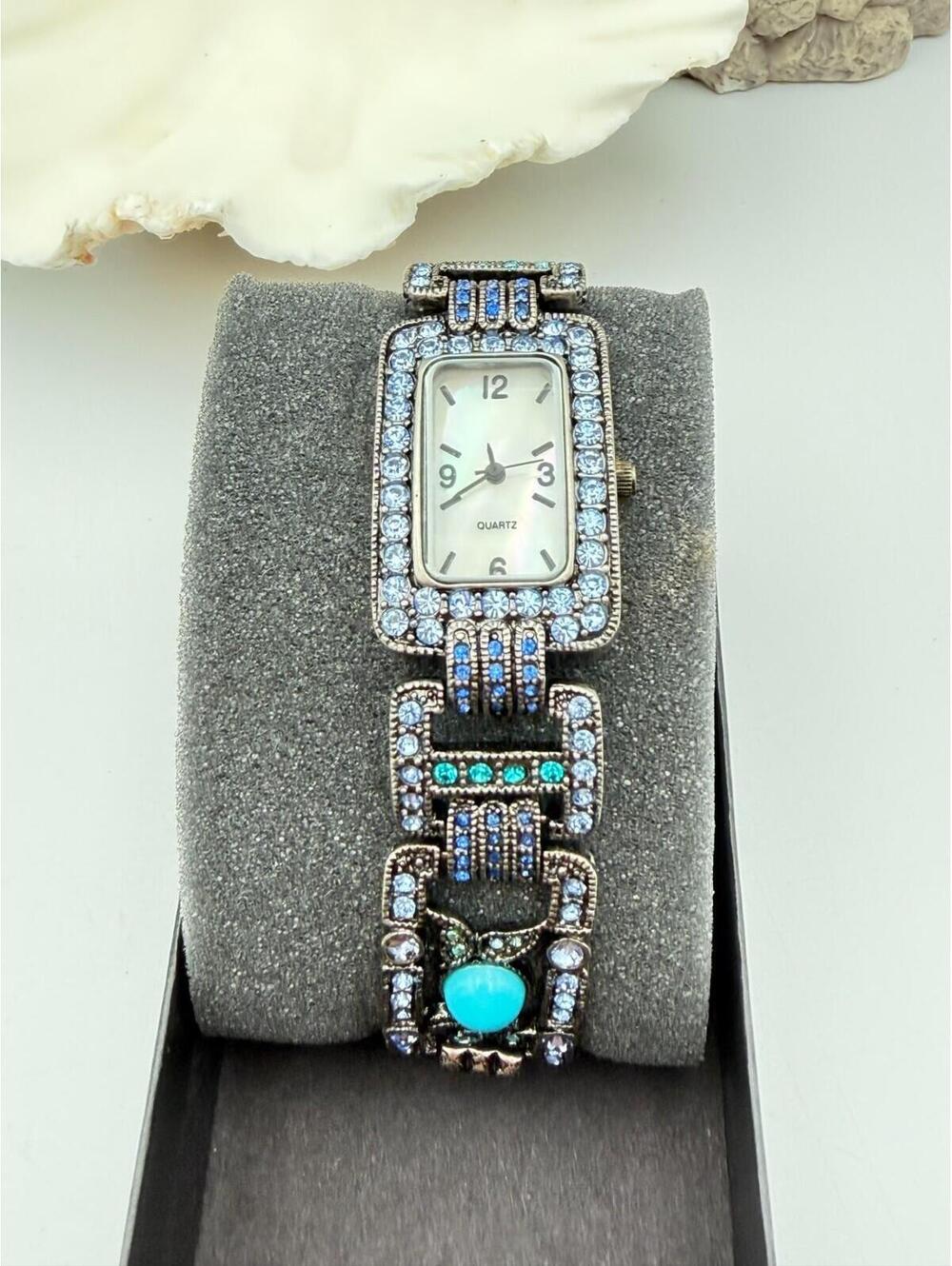 Vintage La Vintage Rectangle Women's Watch - Picture 4 of 7
